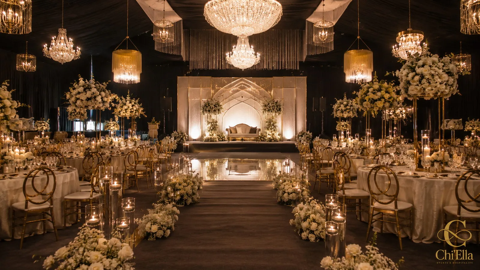 Modern high-table décor