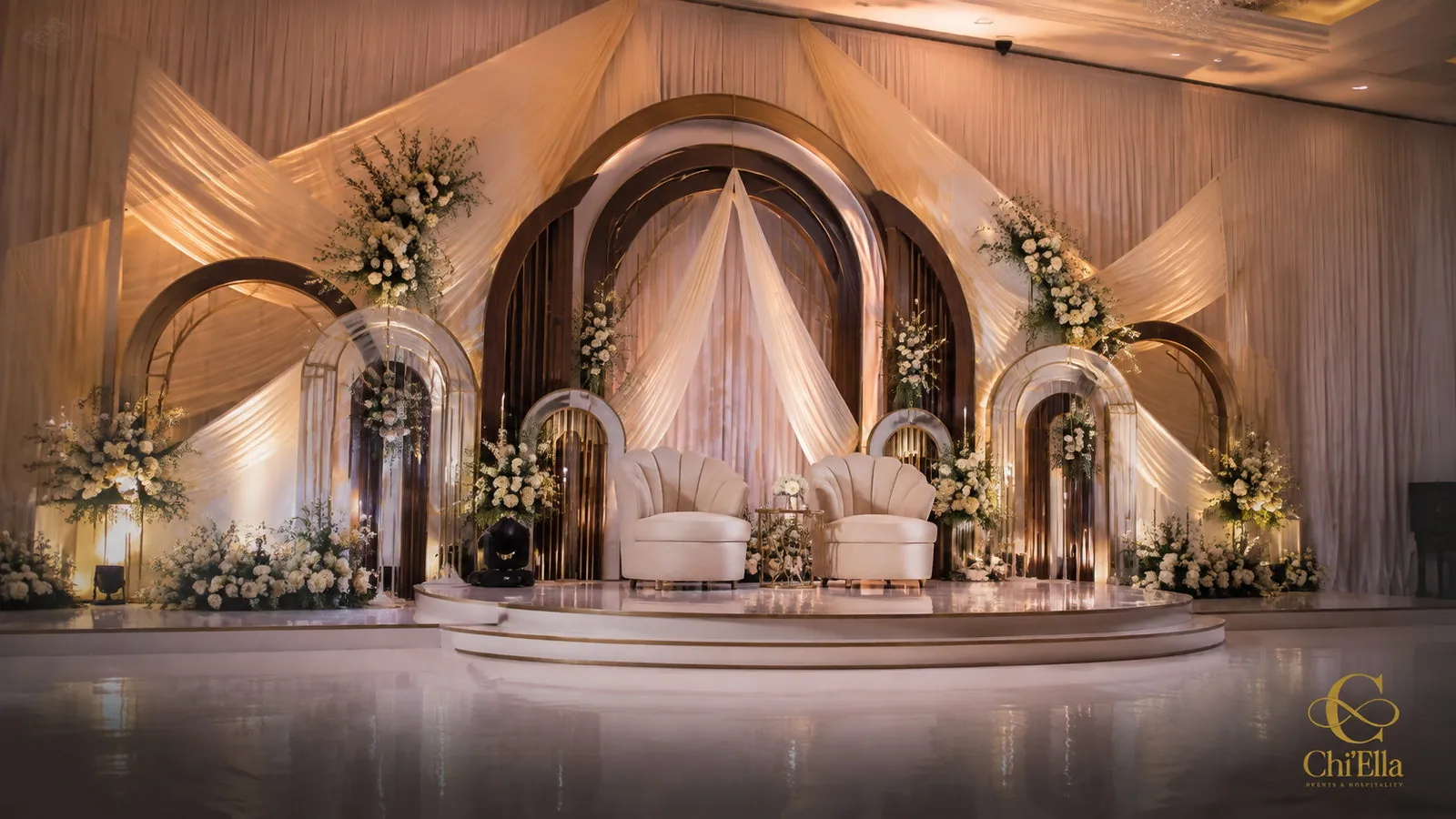 Throne / sofa set